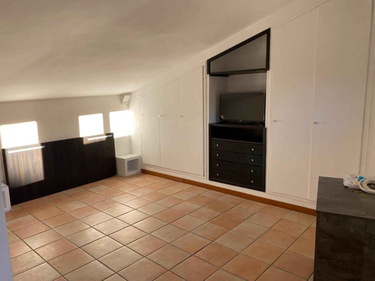 Frascati Roof 2 Apartment ภายนอก รูปภาพ